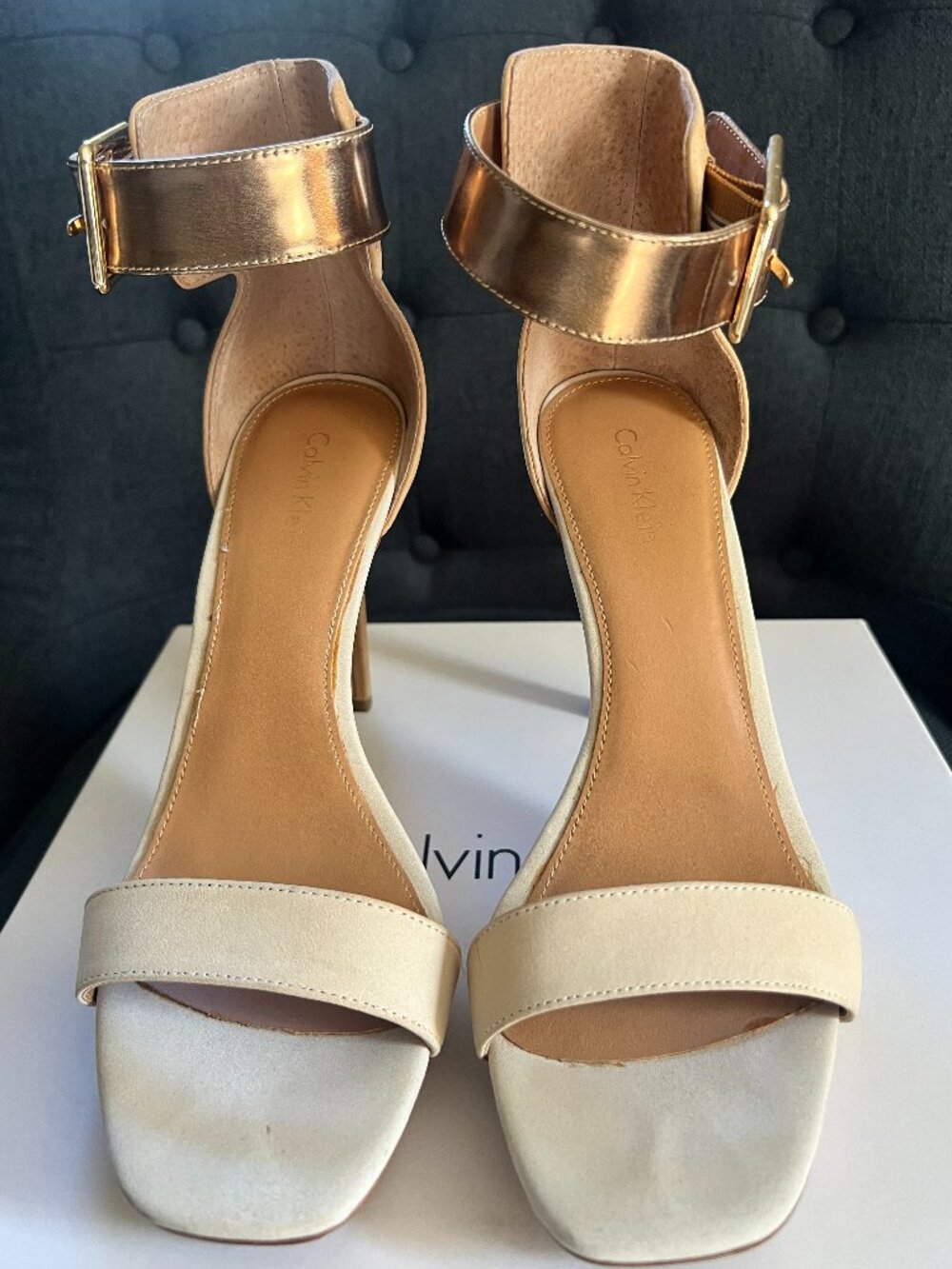 Calvin Klein Vable Stiletto Sandals – Size 7.5 – White, Beige & Metallic Gold